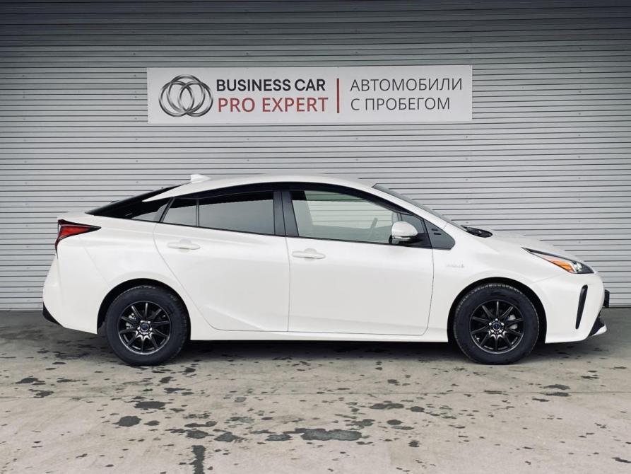 Toyota Prius IV Рестайлинг (XW50) Кемерово  - изображение 4