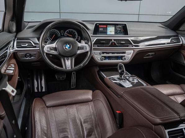 BMW 7 серии VI (G11/G12) с пробегом 2018 года, цена 4 350 000 рублей, 97857 км, седан, Автокод Объявления