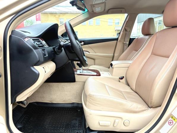 Toyota Camry VII (XV50) с пробегом 2012 года, цена 1 575 000 рублей, 240000 км, седан, Автокод Объявления