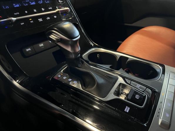 Kia Carnival IV с пробегом 2021 года, цена 3 640 000 рублей, 93706 км, минивэн, Автокод Объявления