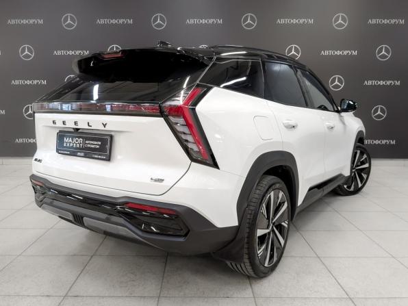Geely Atlas II с пробегом 2024 года, цена 3 100 000 рублей, 15923 км, внедорожник, Автокод Объявления