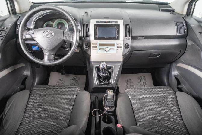 Toyota Corolla Verso I Рестайлинг с пробегом 2005 года, цена 699 000 рублей, 363000 км, компактвэн, Автокод Объявления