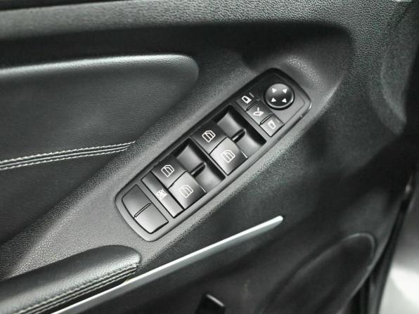 Mercedes-Benz GL-Класс I (X164) Рестайлинг с пробегом 2010 года, цена 1 875 000 рублей, 266965 км, внедорожник, Автокод Объявления