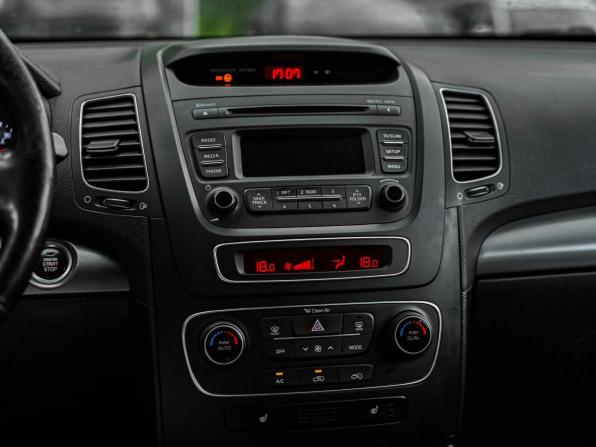 Kia Sorento II Рестайлинг с пробегом 2015 года, цена 1 520 001 рубль, 226710 км, внедорожник, Автокод Объявления