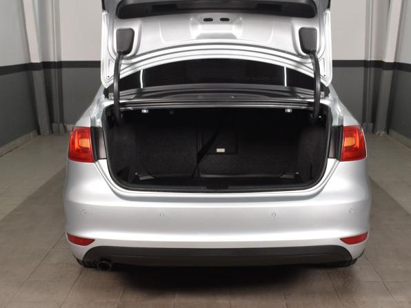 Volkswagen Jetta VI с пробегом 2012 года, цена 964 999 рублей, 165614 км, седан, Автокод Объявления