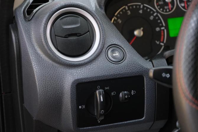 Ford Fiesta Mk5 с пробегом 2008 года, цена 569 000 рублей, 200000 км, хэтчбек, Автокод Объявления