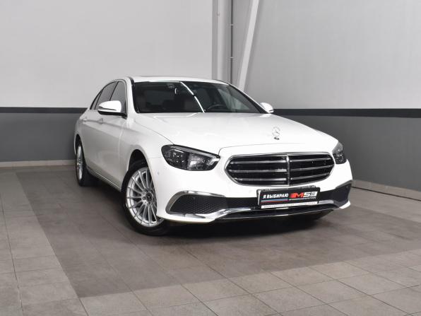 Mercedes-Benz E-Класс V (W213 S213 C238) Рестайлинг с пробегом 2021 года, цена 5 299 995 рублей, 55742 км, седан, Автокод Объявления