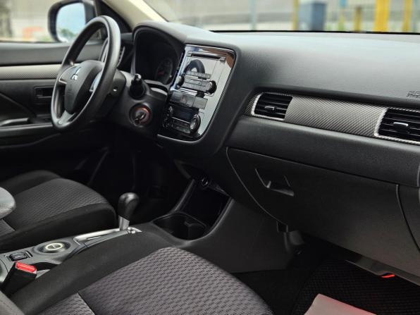 Mitsubishi Outlander III с пробегом 2012 года, цена 980 000 рублей, 235000 км, внедорожник, Автокод Объявления