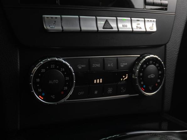 Mercedes-Benz C-Класс III (W204) Рестайлинг с пробегом 2013 года, цена 1 819 000 рублей, 241719 км, седан, Автокод Объявления
