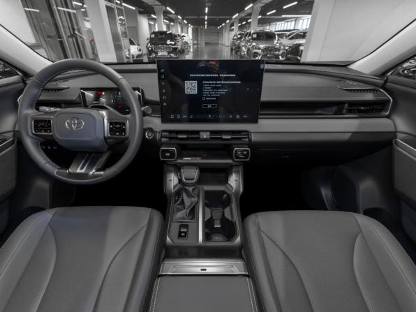 Toyota RAV4 VI (XA60) с пробегом 2026 года, цена 4 150 000 рублей, 50 км, внедорожник, Автокод Объявления