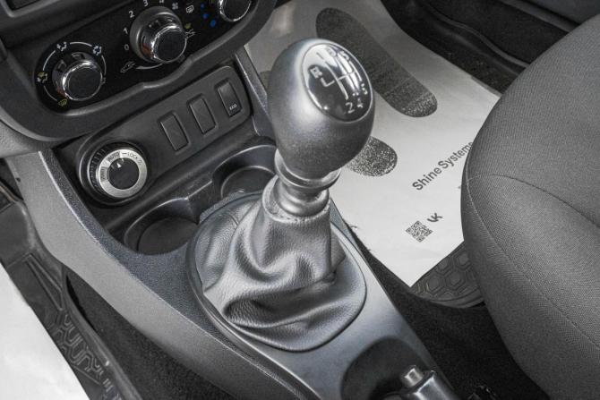 Renault Duster I Рестайлинг с пробегом 2019 года, цена 1 049 000 рублей, 117400 км, внедорожник, Автокод Объявления