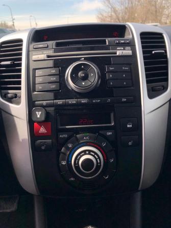 Kia Venga I Рестайлинг с пробегом 2014 года, цена 955 000 рублей, 204563 км, минивэн, Автокод Объявления