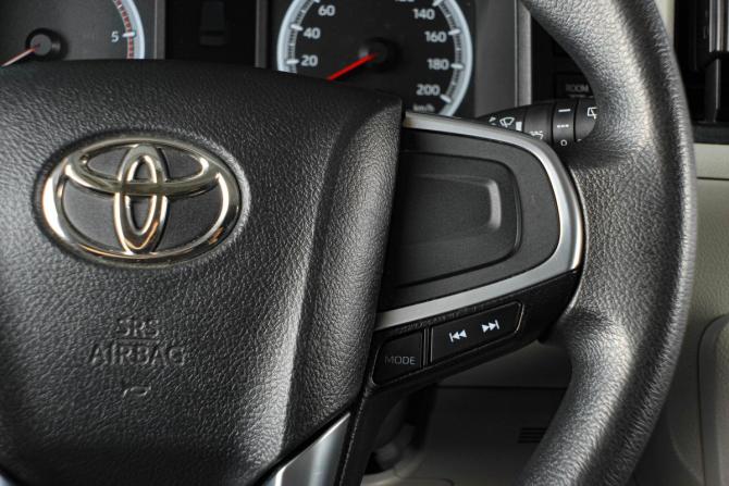 Toyota HiAce H300 с пробегом 2021 года, цена 5 149 000 рублей, 151000 км, минивэн, Автокод Объявления