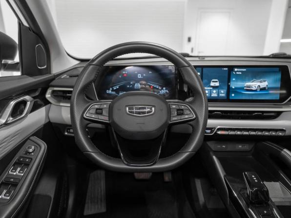 Geely Coolray I Рестайлинг с пробегом 2023 года, цена 2 025 000 рублей, 24963 км, внедорожник, Автокод Объявления