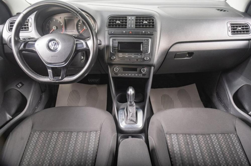 Volkswagen Polo V Рестайлинг Томск  - изображение 11