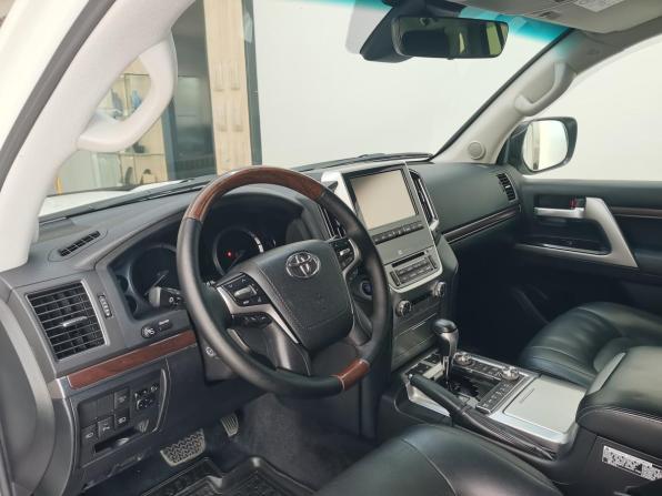 Toyota Land Cruiser 200 Series Рестайлинг 2 с пробегом 2017 года, цена 6 790 000 рублей, 221575 км, внедорожник, Автокод Объявления