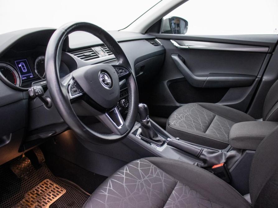 Skoda Octavia III (A7) Рестайлинг Москва  - изображение 9