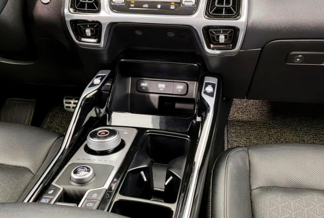 Kia Sorento IV с пробегом 2020 года, цена 3 400 000 рублей, 131850 км, внедорожник, Автокод Объявления
