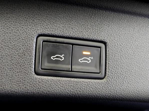 Volkswagen Touareg III с пробегом 2021 года, цена 6 190 000 рублей, 122191 км, внедорожник, Автокод Объявления