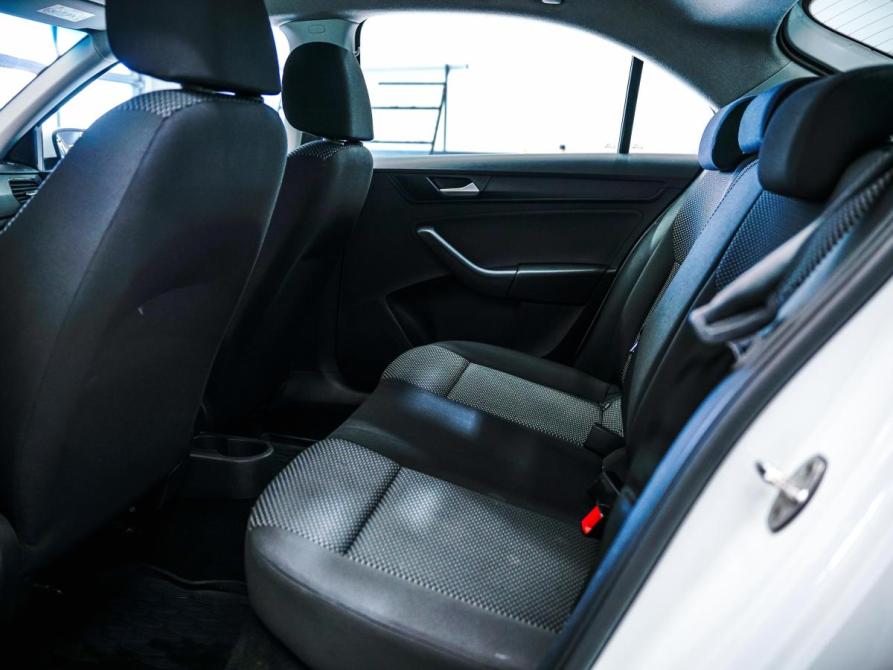 Volkswagen Polo VI Красноярск  - изображение 27