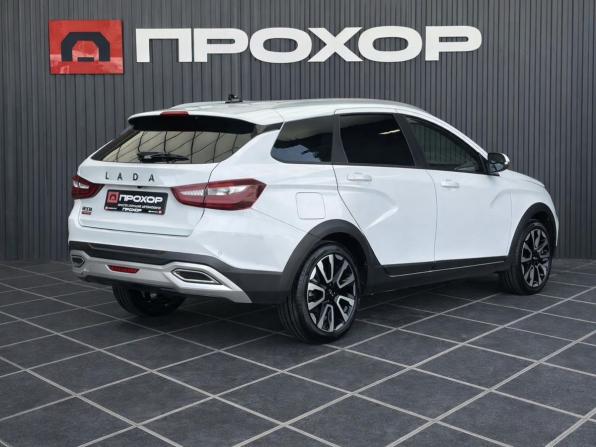 Lada (ВАЗ) Vesta I Рестайлинг (NG) с пробегом 2024 года, цена 1 477 000 рублей, 42194 км, универсал, Автокод Объявления
