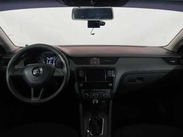 Skoda Octavia III (A7) Рестайлинг с пробегом 2019 года, цена 848 000 рублей, 427097 км, лифтбек, Автокод Объявления