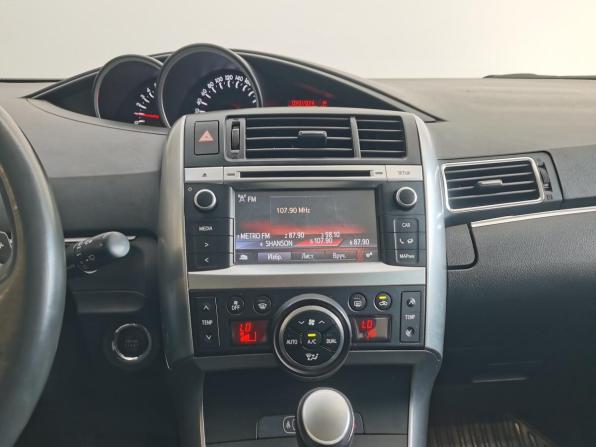 Toyota Verso I Рестайлинг с пробегом 2014 года, цена 1 530 000 рублей, 168112 км, компактвэн, Автокод Объявления