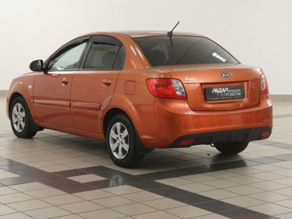 Kia Rio II Рестайлинг с пробегом 2011 года, цена 652 000 рублей, 110000 км, седан, Автокод Объявления