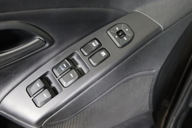 Hyundai ix35 I Рестайлинг с пробегом 2014 года, цена 1 199 990 рублей, 144441 км, внедорожник, Автокод Объявления