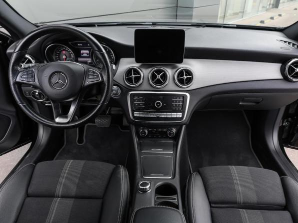 Mercedes-Benz GLA I (X156) Рестайлинг с пробегом 2019 года, цена 2 798 000 рублей, 90424 км, внедорожник, Автокод Объявления