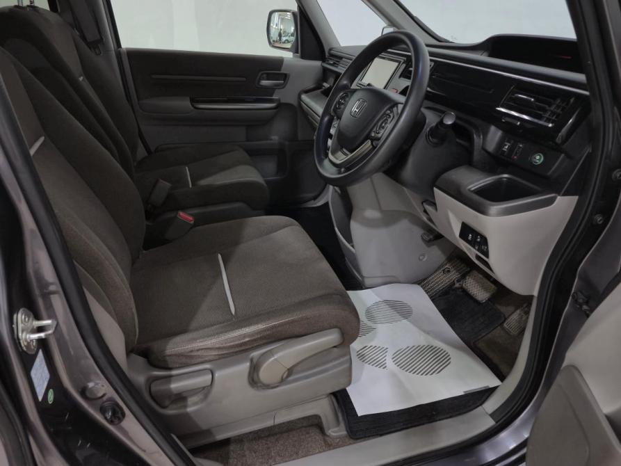 Honda Stepwgn V Альметьевск  - изображение 11