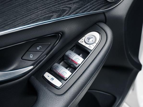 Mercedes-Benz C-Класс IV (W205) с пробегом 2015 года, цена 2 189 900 рублей, 185000 км, седан, Автокод Объявления