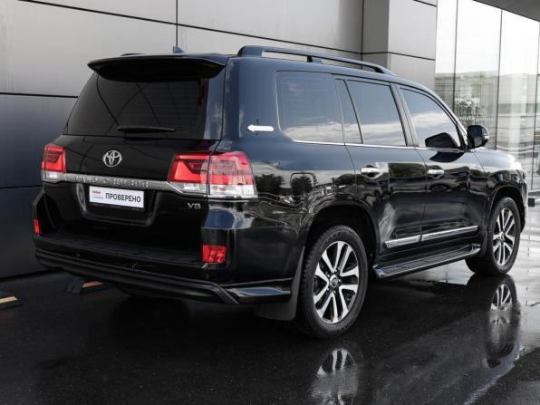 Toyota Land Cruiser 200 Series Рестайлинг 2 с пробегом 2018 года, цена 6 899 000 рублей, 147829 км, внедорожник, Автокод Объявления