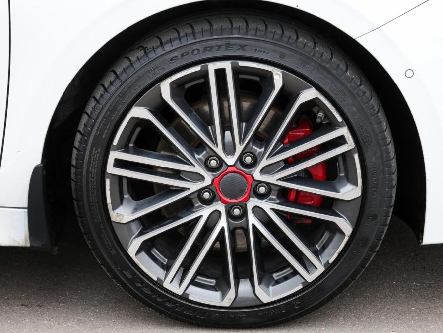 Kia Proceed I Москва  - изображение 25
