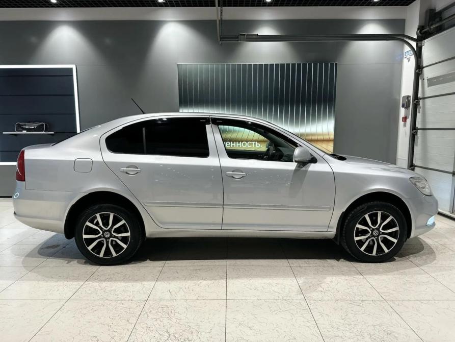 Skoda Octavia II (A5) Рестайлинг Новосибирск  - изображение 5