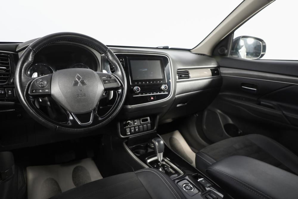 Mitsubishi Outlander III Рестайлинг 3 Новосибирск  - изображение 8