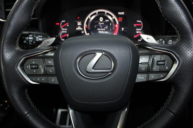 Lexus LX IV с пробегом 2022 года, цена 17 900 000 рублей, 29400 км, внедорожник, Автокод Объявления