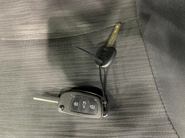 Hyundai Solaris I Рестайлинг с пробегом 2015 года, цена 699 000 рублей, 207000 км, седан, Автокод Объявления