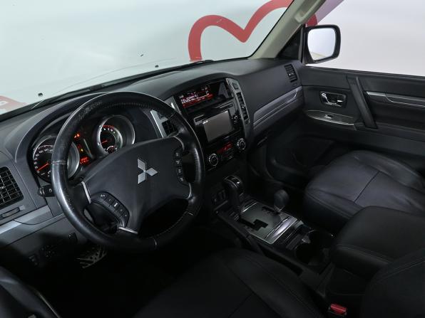 Mitsubishi Pajero IV Рестайлинг 2 с пробегом 2014 года, цена 2 550 000 рублей, 157000 км, внедорожник, Автокод Объявления