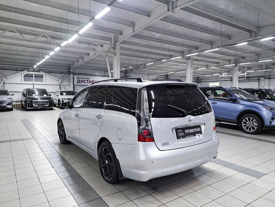 Mitsubishi Grandis I Набережные Челны  - изображение 8