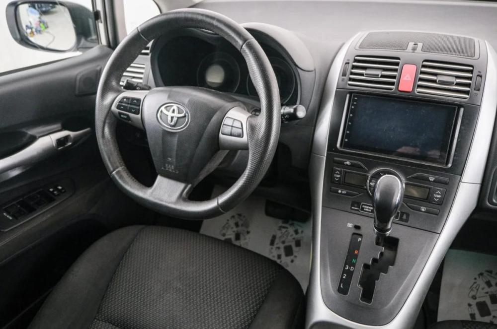 Toyota Auris I Рестайлинг Красноярск  - изображение 10