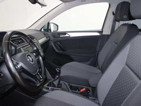 Volkswagen Tiguan II с пробегом 2018 года, цена 2 099 900 рублей, 98453 км, внедорожник, Автокод Объявления