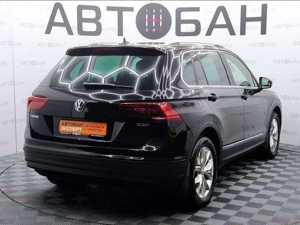 Volkswagen Tiguan II с пробегом 2020 года, цена 3 098 000 рублей, 87000 км, внедорожник, Автокод Объявления