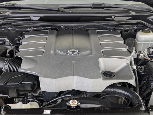 Toyota Land Cruiser 200 Series Рестайлинг 2 с пробегом 2020 года, цена 7 850 000 рублей, 136625 км, внедорожник, Автокод Объявления