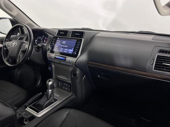 Toyota Land Cruiser Prado 150 Series Рестайлинг 3 с пробегом 2020 года, цена 5 997 000 рублей, 84174 км, внедорожник, Автокод Объявления
