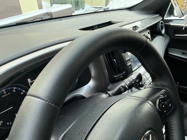 Toyota RAV4 IV (XA40) Рестайлинг с пробегом 2017 года, цена 2 656 000 рублей, 125488 км, внедорожник, Автокод Объявления