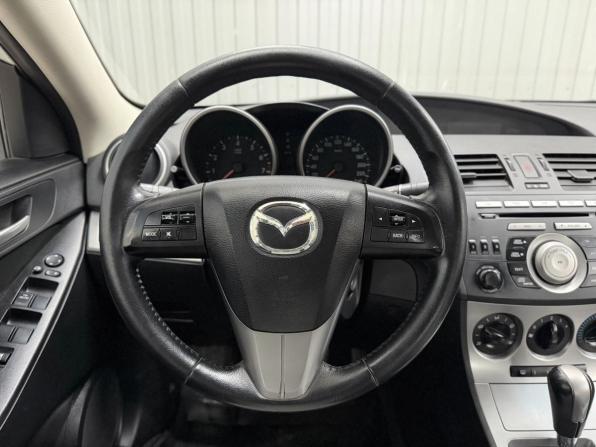 Mazda 3 II (BL) Рестайлинг с пробегом 2011 года, цена 999 000 рублей, 177480 км, седан, Автокод Объявления