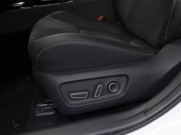 Toyota Camry IX (XV80) China Market с пробегом 2024 года, цена 3 990 000 рублей, 511 км, седан, Автокод Объявления
