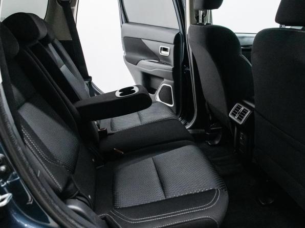 Mitsubishi Outlander III Рестайлинг 3 с пробегом 2019 года, цена 2 199 000 рублей, 99070 км, внедорожник, Автокод Объявления
