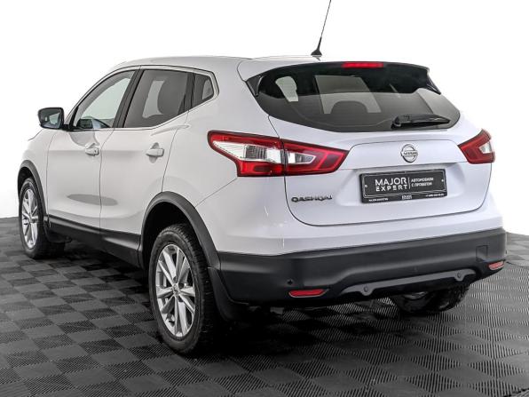 Nissan Qashqai II с пробегом 2016 года, цена 1 830 000 рублей, 68165 км, внедорожник, Автокод Объявления
